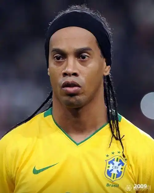 他年轻球员 他年轻球员