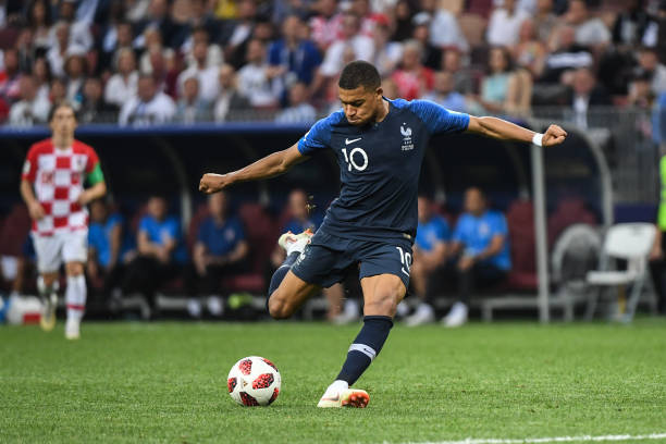 球员中突出 球员中突出